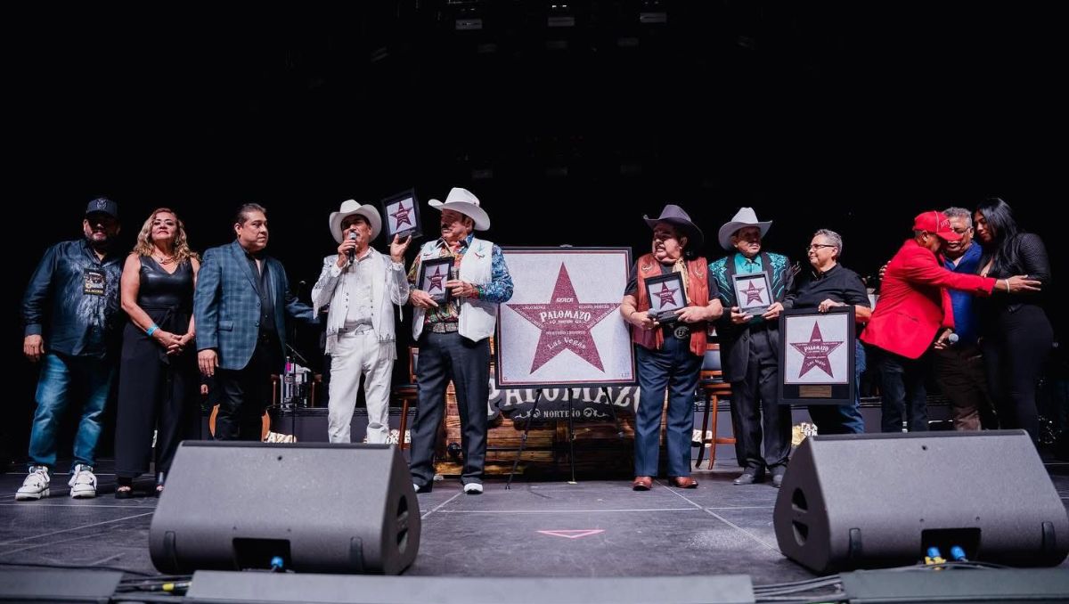 La ceremonia de develación se realizó en medio del concierto | Especial