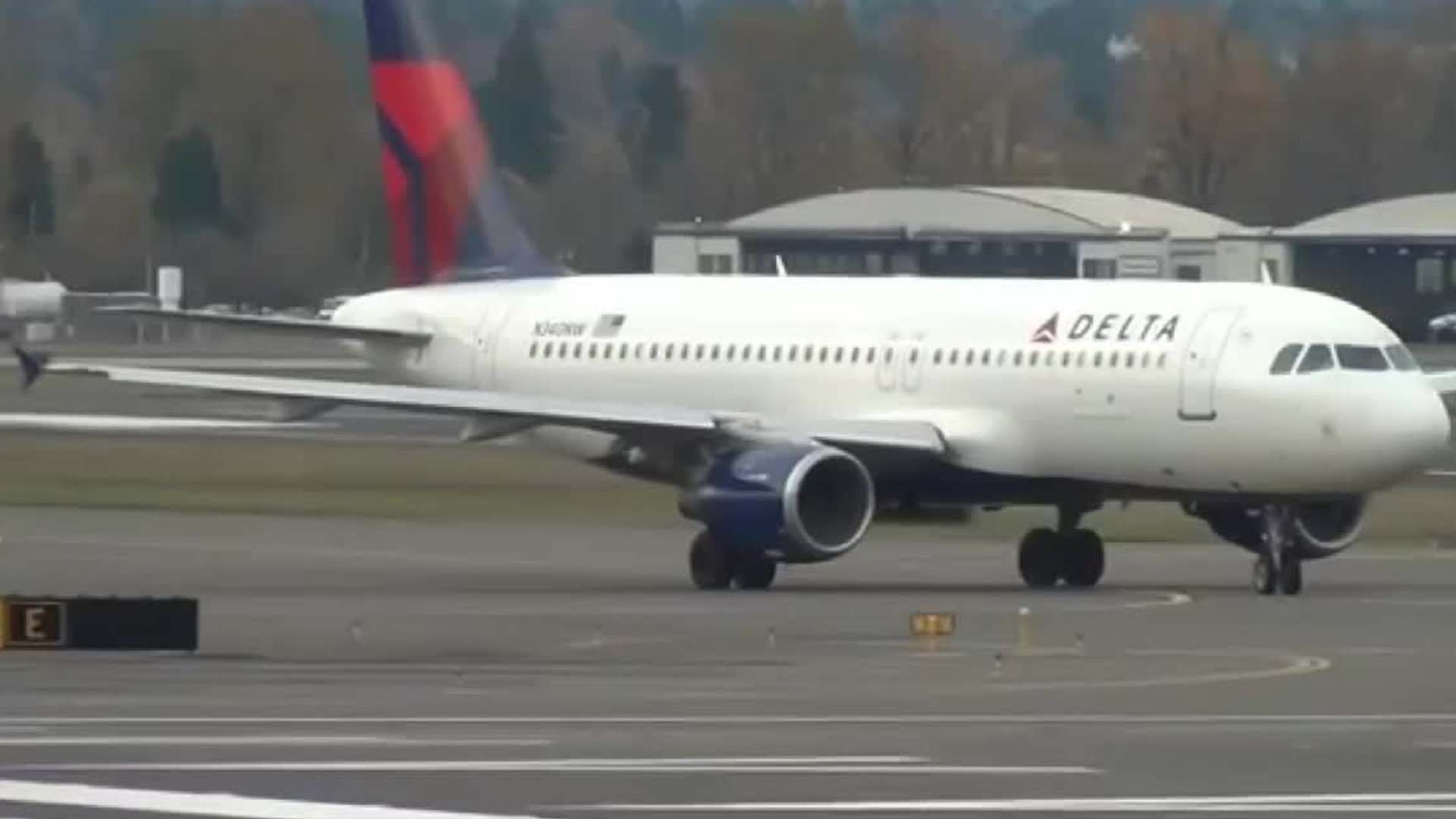 El presidente de Estados Unidos, Donald Trump, ordena finalizar alianza entre Aeroméxico y Delta