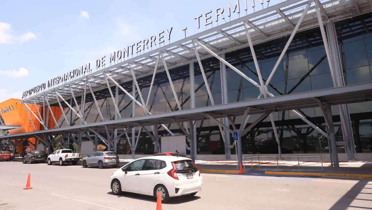 Aeropuerto de Monterrey. Leonel Rocha