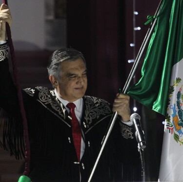 El gobernador de Tamaulipas Américo Villarreal da su tercer grito de independencia.
