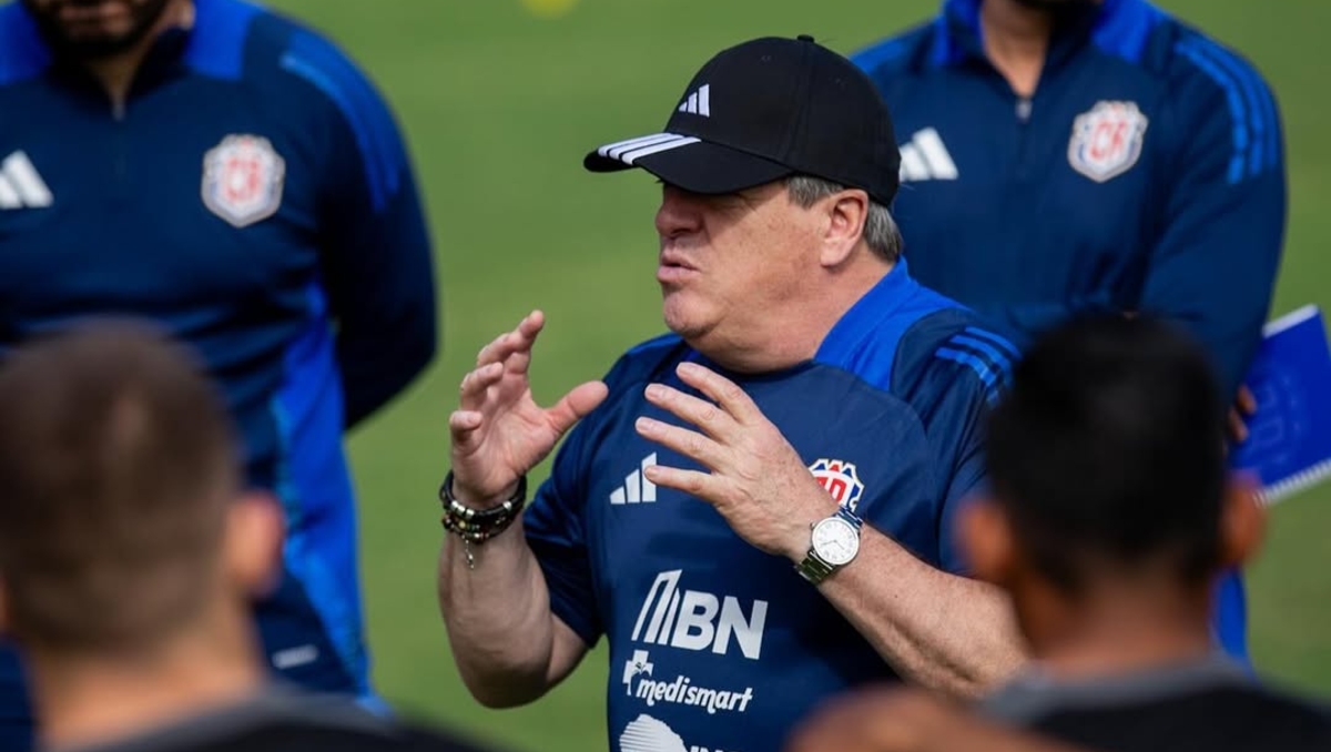 Federación Costarricense de Futbol expresa su 'total apoyo' a Miguel Herrera (Instagram @fedefutbolcrc)