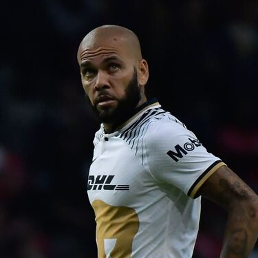 Dani Alves deberá pagarle a Pumas por "daños y perjuicios" ocasionados a la institución luego de que el TAS fallara a favor del club de la Liga MX.
