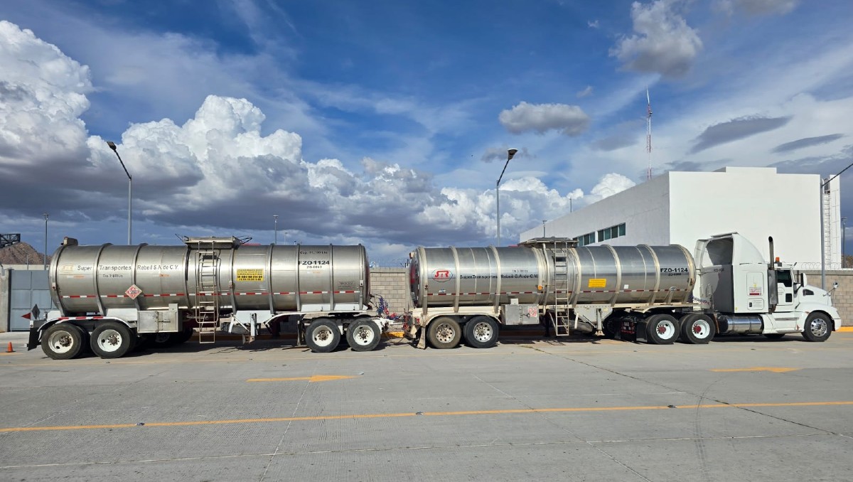 Aseguran combustible en Sonora. (Foto: Especial)