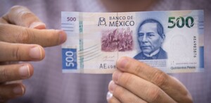 Así cotiza el peso mexicano frente al dólar hoy 29 de agosto de 2025.