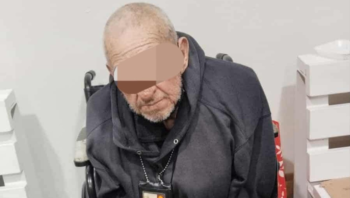 Familia abandona a abuelito en hospital de Pachuca