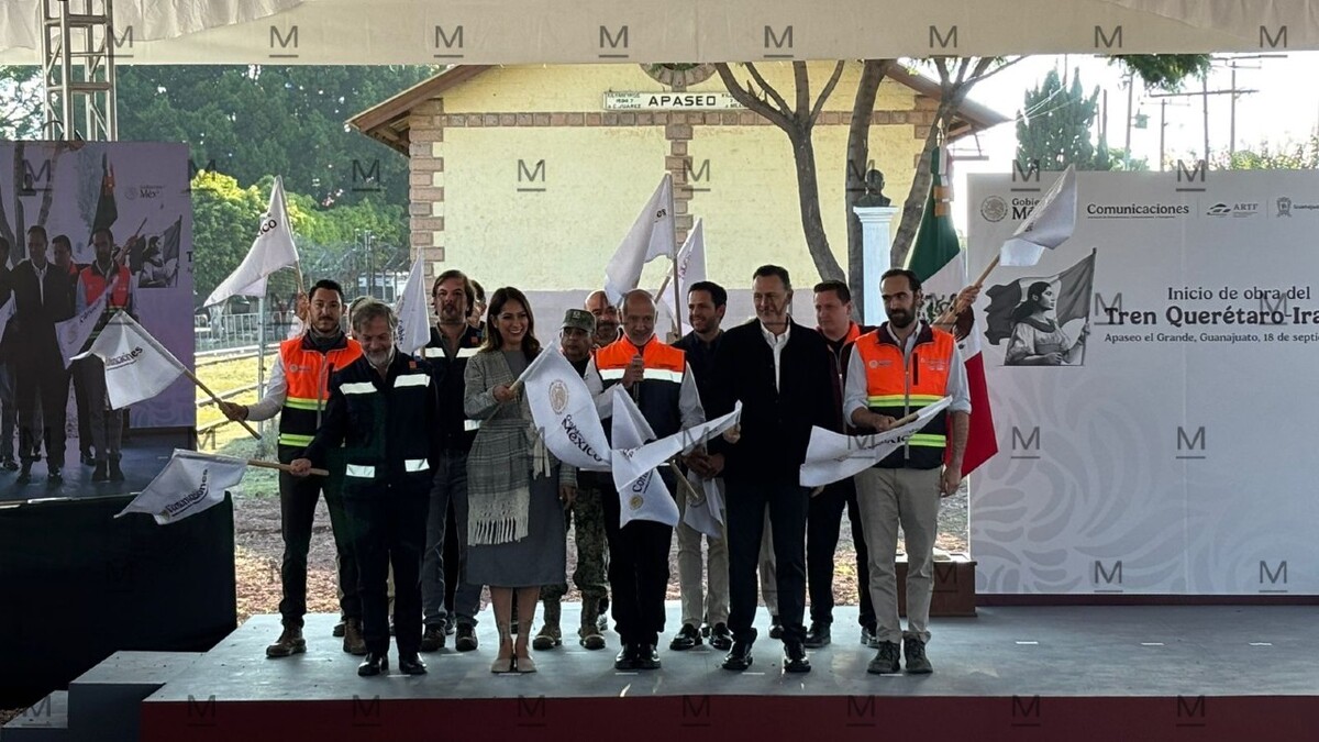 Inicia la construcción del Tren Interurbano Querétaro–Irapuato, con primer tramo Apaseo el Grande–Querétaro.