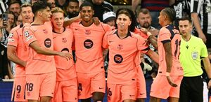 Marcus Rashford anotó doblete en la victoria del Barcelona sobre el Newcastle en la jornada 1 de fase de liga de la Champions League.