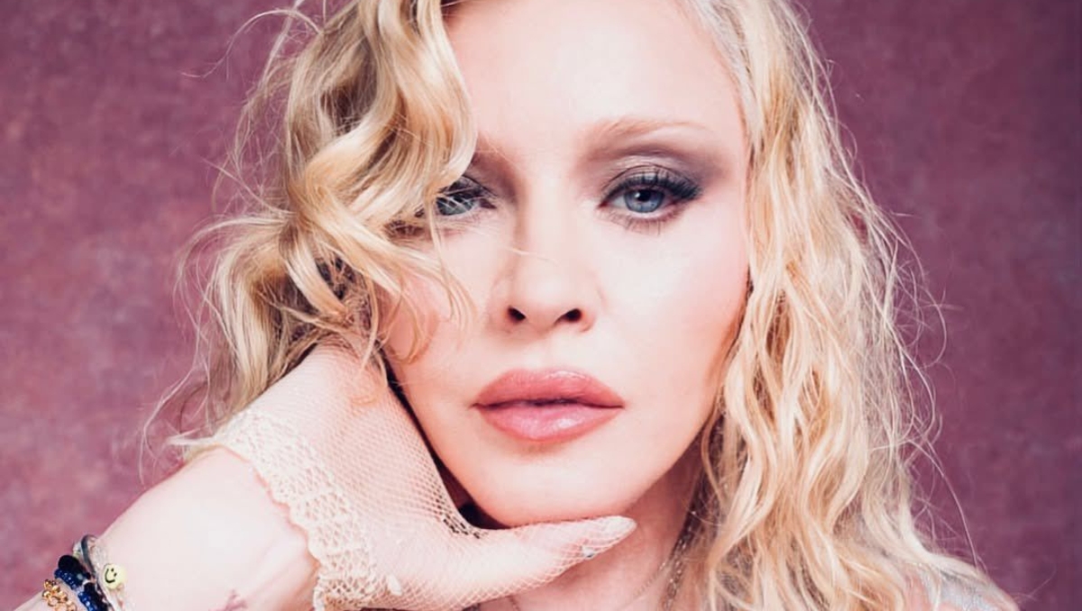 La Reina del Pop prepara un nuevo álbum para 2026, marcando su esperado retorno a Warner Records, el sello que la vio nacer.
