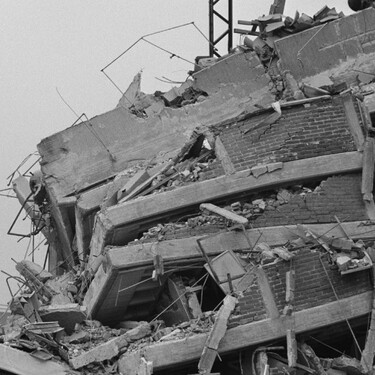 Secuelas del terremoto en Ciudad de México, 26 de septiembre de 1985. John Downing/Getty Images.