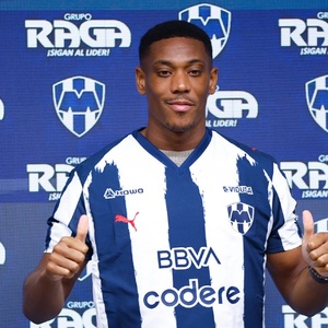 Anthony Martial, jugador de Rayados de Monterrey, ha dicho que está preparado para debutar en la jornada nueve si Torrent así lo quiere