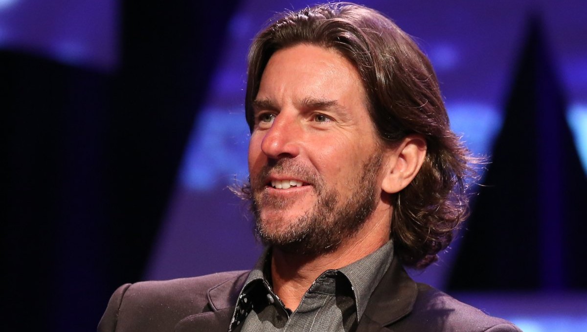 Muere Brett James en accidente aéreo | Especial