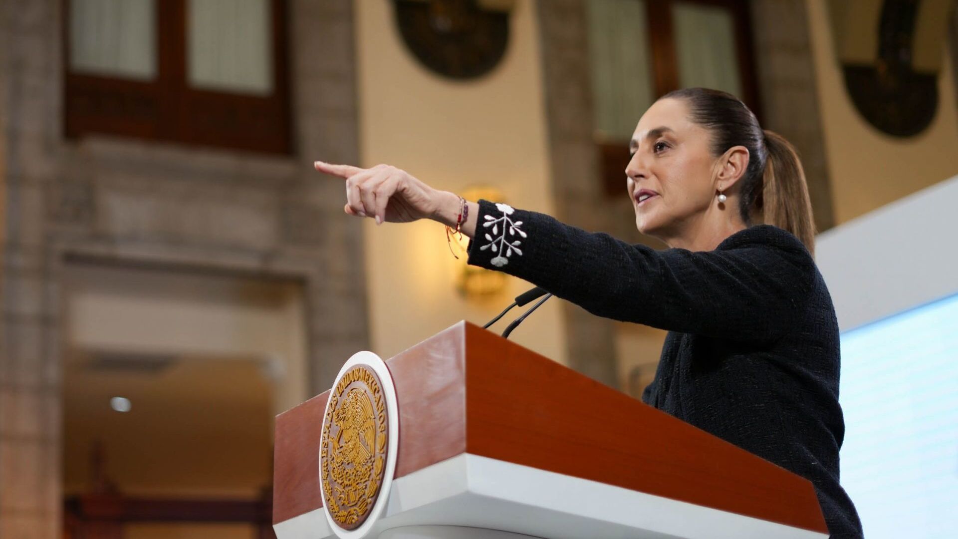 Sheinbaum comparte que Carney se comprometió a pedir a mineras canadienses