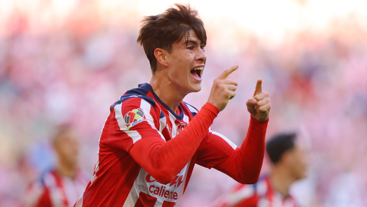 ‘Hormiga’ González vuelve a la titularidad con Chivas contra Toluca (Imago7)