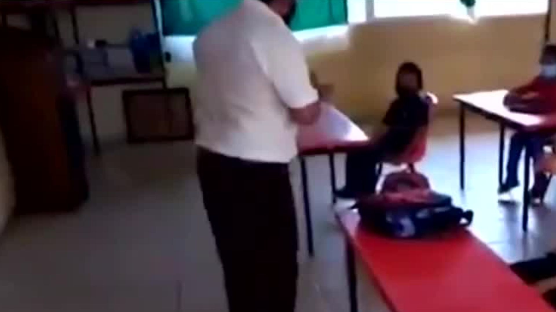 En Campeche, las autoridades ordenan el cierre temporal de escuelas por un brote de coxsackie