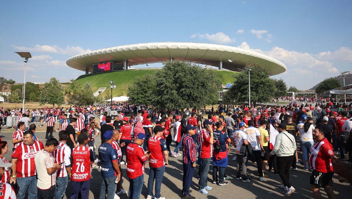 Chivas, en conjunto con Zapopan y Secretaría de Movilidad ofrecen otra opción de llegada a sus aficionados (Foto: Cortesía)
