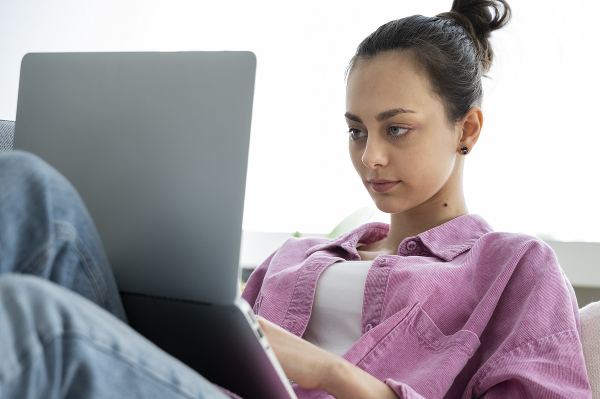 Esta convocatoria es exclusiva para alumnos de educación nivel media superior. (freepik.es)