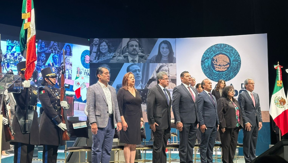 Diputados federales poblanos presentan su primer informe de actividades | Especial