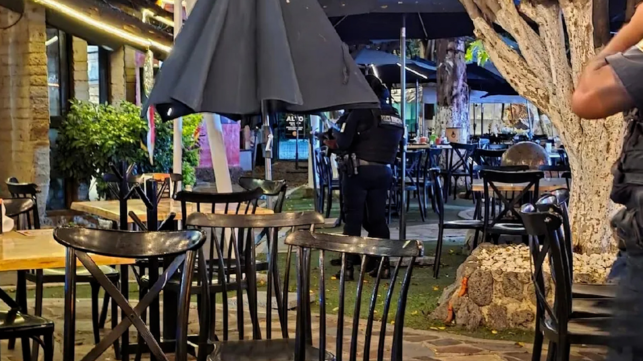 Atacan restaurante 'El Oasis de la Cruz' en Irapuato; hay dos muertos y dos lesionados