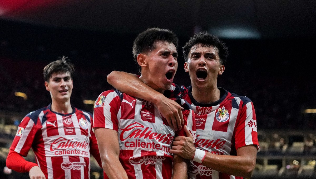 Chivas derrota a Necaxa en la jornada 10 del Apertura 2025 de la Liga MX (Imago7)
