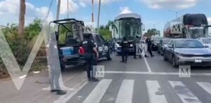 Imagen que muestra un gráfico de transacciones bancarias, representando el flujo de dinero y la importancia de la seguridad.