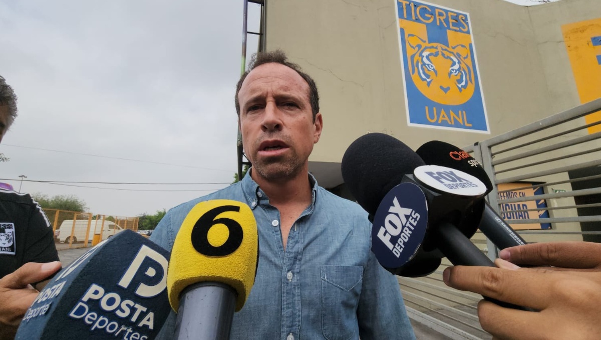 Gerardo Torrado, vicepresidente deportivo de Tigres, dio su voto de confianza al actual entrenador Guido Pizarro pese a las críticas recibidas por la afición.