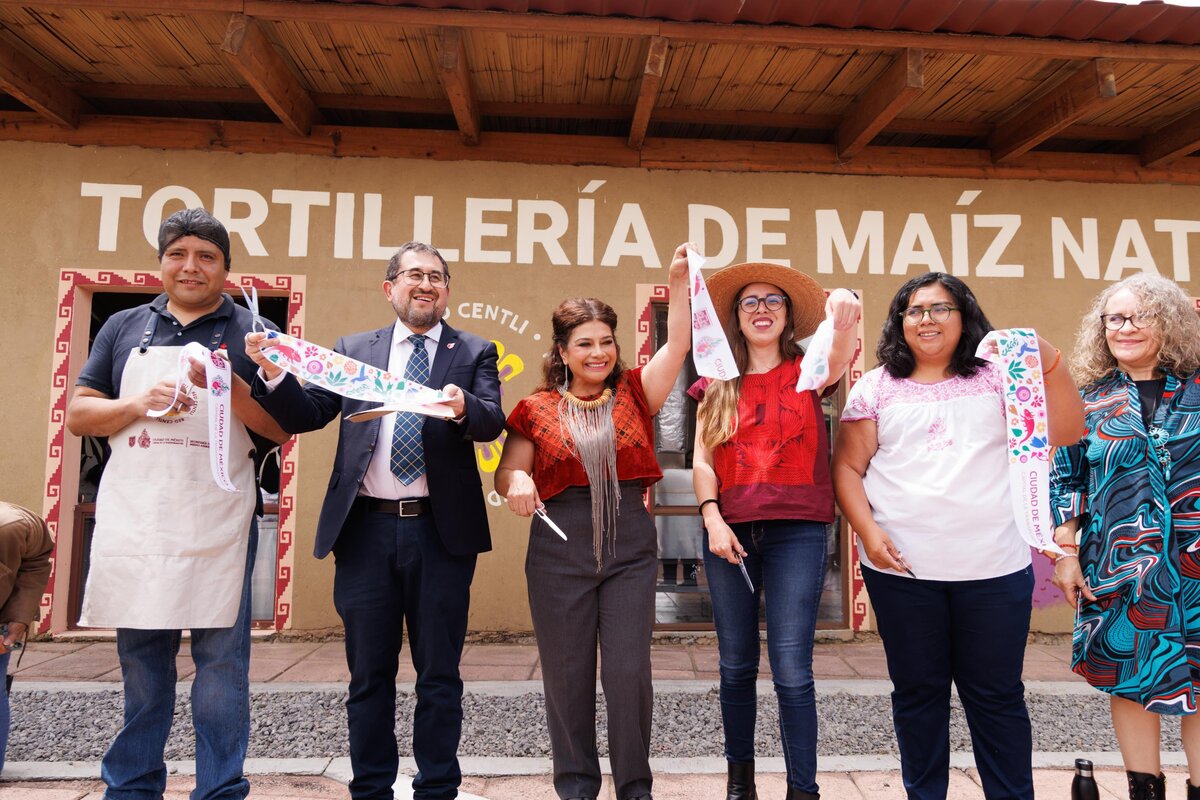 La jefa de Gobierno de la capital invitó a los ciudadanos a adquirir el producto. (Foto: @ClaraBrugadaM)