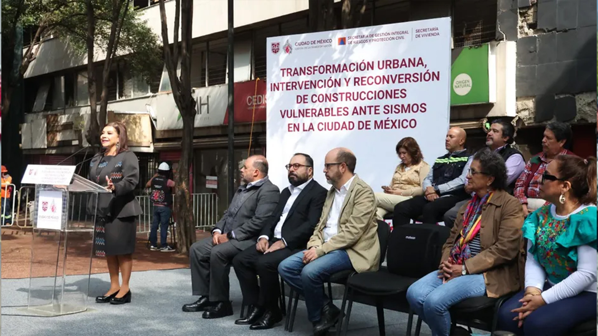 Clara Brugada da inicio a programa de atención integral a inmuebles de alto riesgo en CdMx