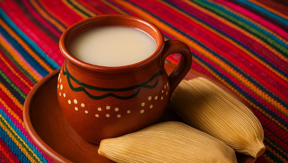 Disfruta de la variedad de sabores en la Feria del Atole | IA DISCOVER