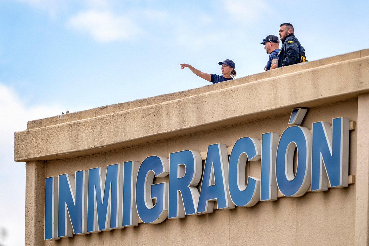 Hay un mexicano herido tras el tiroteo en centro de ICE. | Reuters
