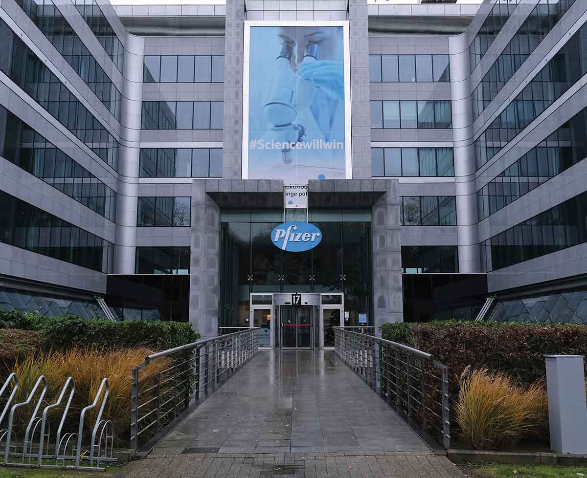 Pfizer  compra Metsera para entrar al mercado de los medicamentos para la perdida de peso. Shutterstock.