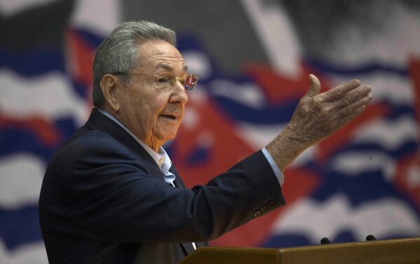 Raúl Castro asumió el poder en Cuba en 2006 tras la muerte de su hermano Fidel. | Foto: AP