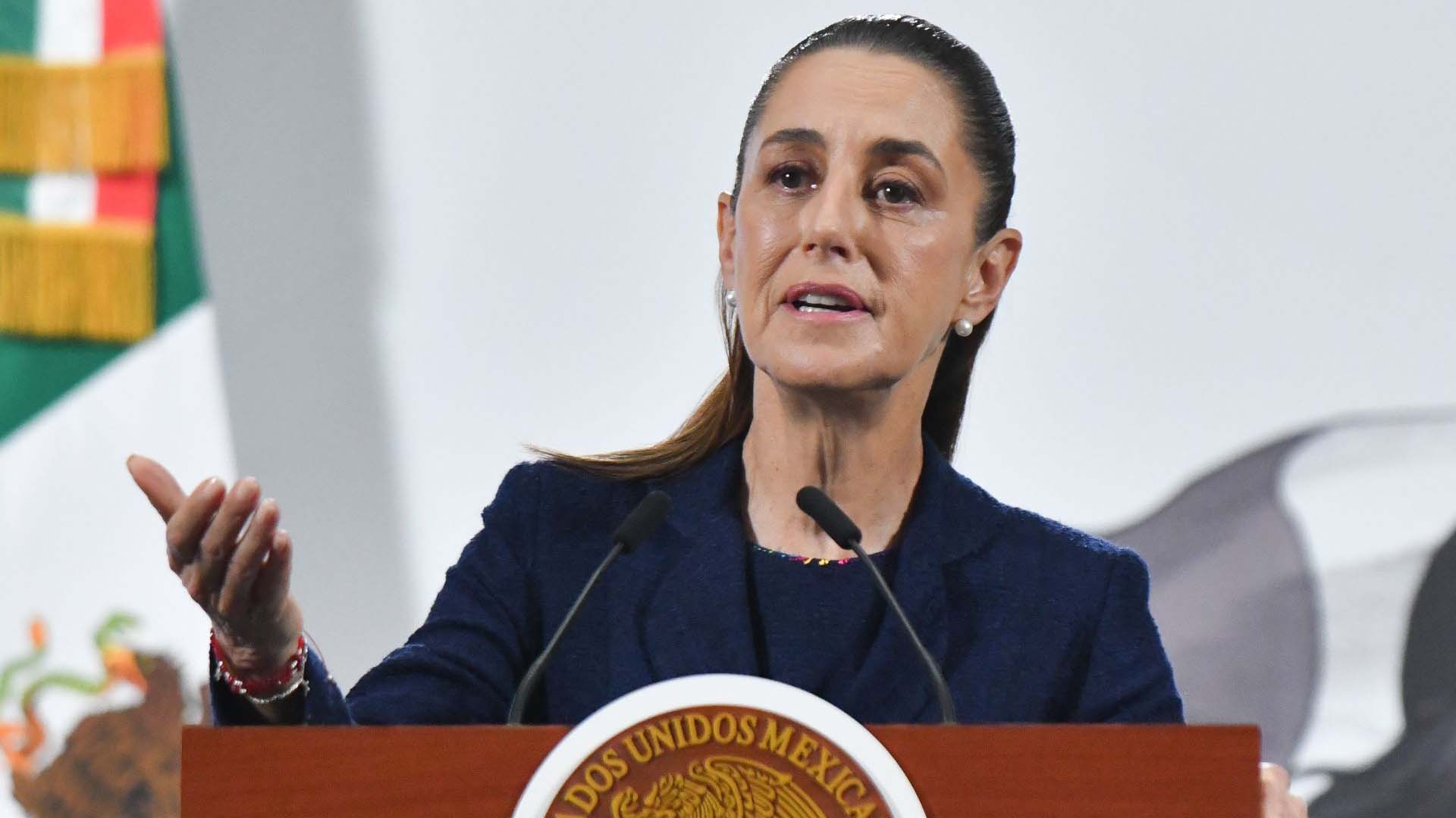 "Toma chocolate, paga lo que debes": Sheinbaum manda mensaje a Salinas Pliego