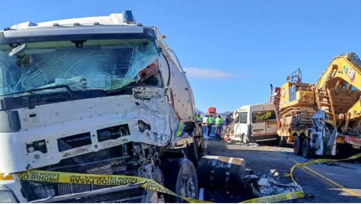 En 2018  otro accidente vial provocó la muerte de 50 pasajeros en un bus. (Redes sociales)