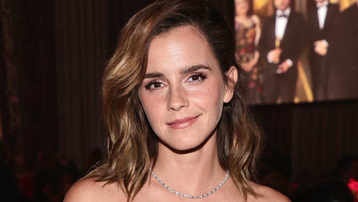 Emma Watson durante una reciente entrevista para el pódcast 'On Purpose', donde habló de la suspensión de su licencia de conducir.
