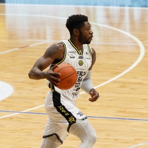 El conjunto Regio necesita llevarse las dos series ante Correcaminos y esperar un resultado negativo de Diablos para hacerse de la tercera posición de la tabla