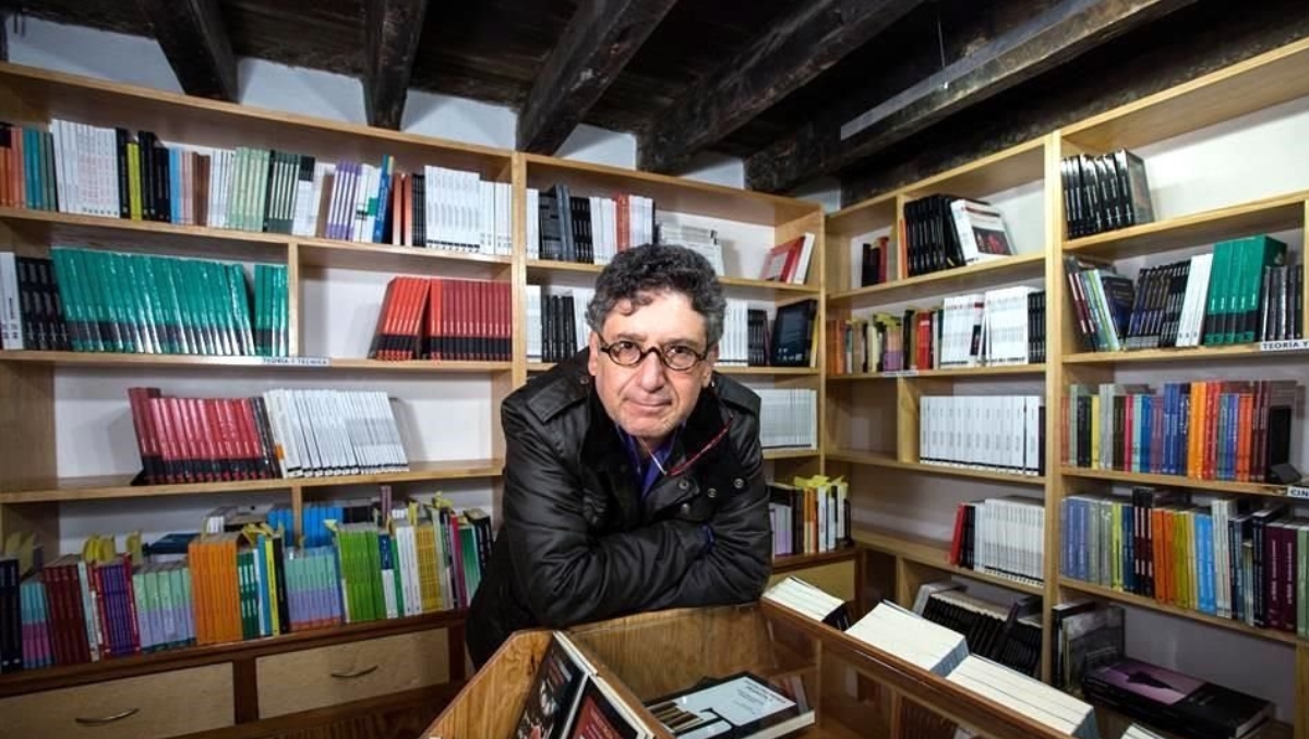 Jaime Chabaud, dramaturgo y escritor, recibió el Premio Internacional de Narrativa Ignacio Manuel Altamirano por su primera novela.