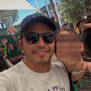 Carlos denuncia irregularidades en el procedimiento y que la joven solo contaba con el consentimiento de la madre.