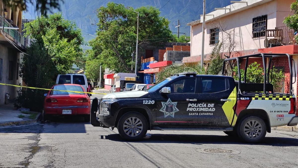 Policías de Santa Catarina implementaron un operativo y detectaron a los sospechosos, iniciando la persecución. Agustín Martínez