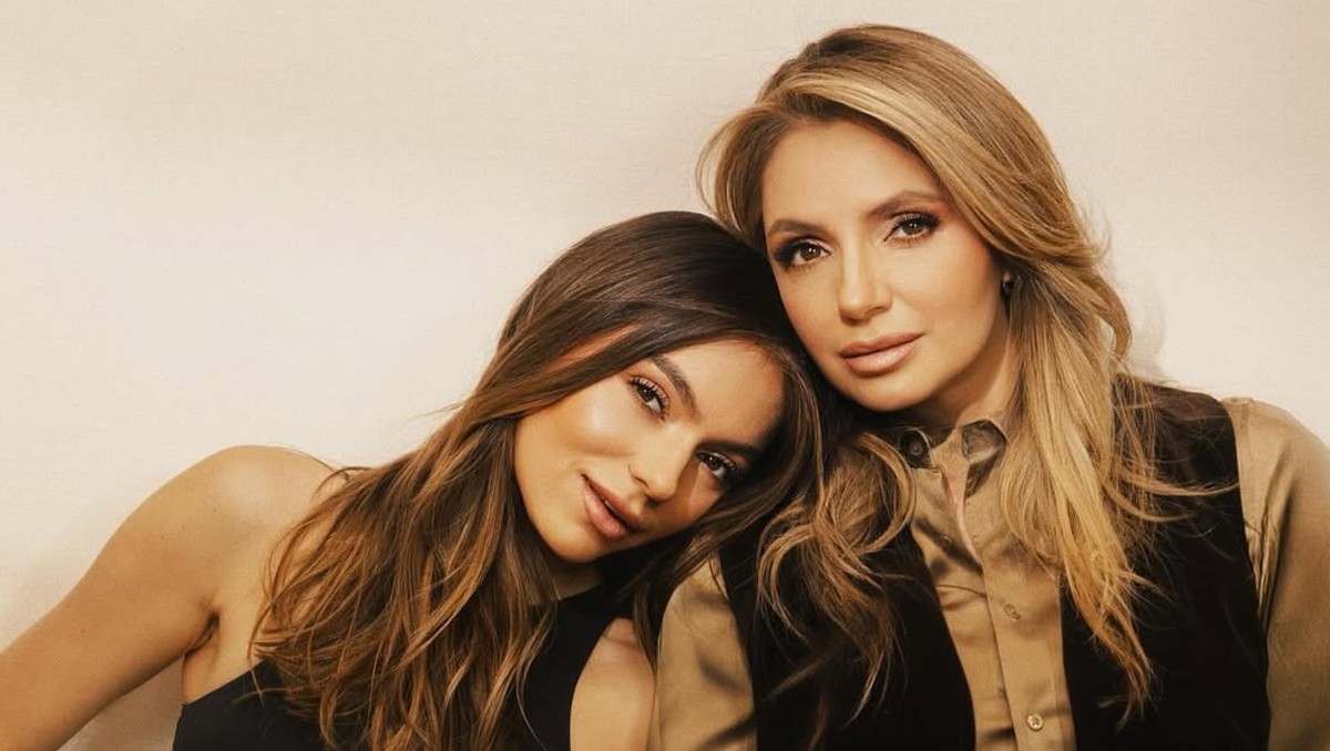 Sofía junto a su mamá, Angélica | Especial