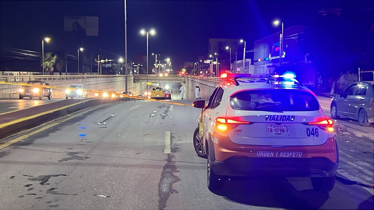 Al momento del accidente, el hombre se encontraba caminando sin rumbo por la carretera.| Archivo