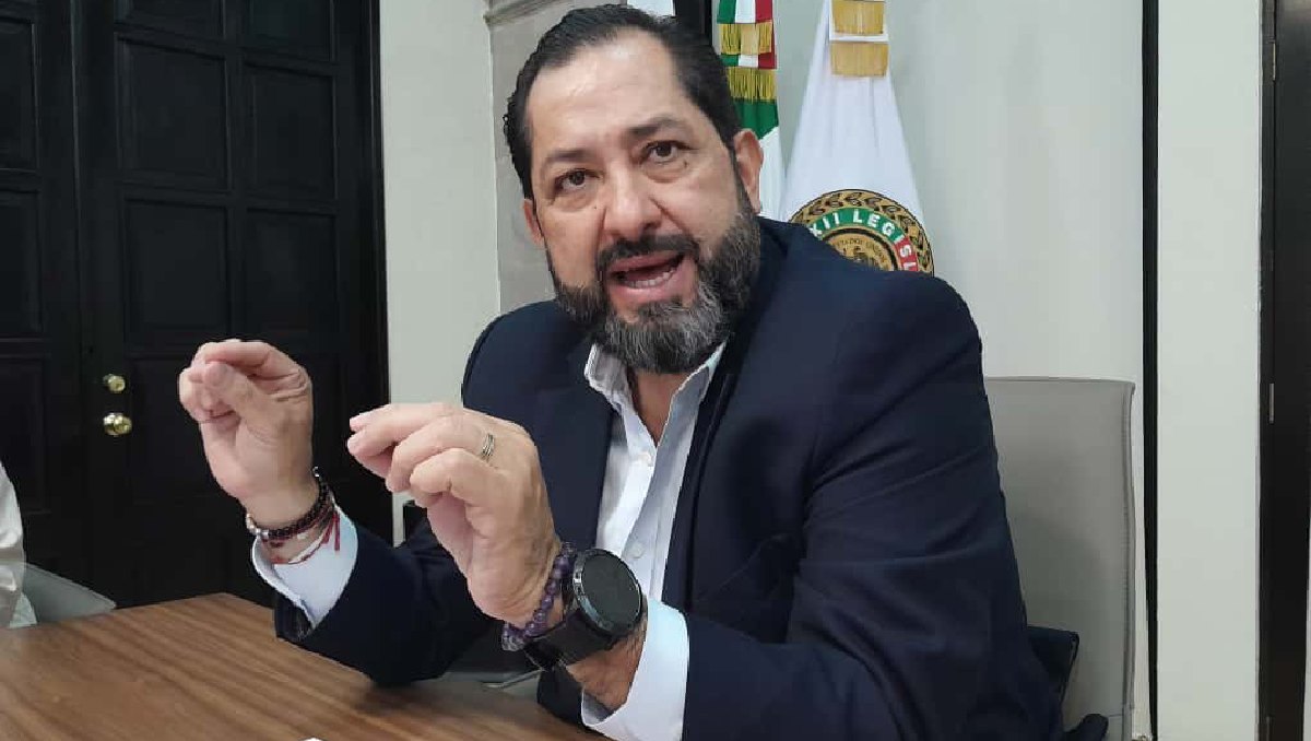 Francisco Vázquez recordó que en Edomex se debe adelantar el proceso por los eventos electorales. Foto: (Claudia Hidalgo)