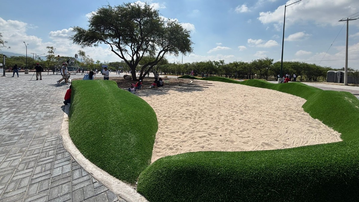El parque cuenta con 22 hectáreas nuevas, ciclopista, juegos monumentales y más de 400 árboles.