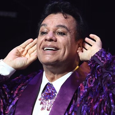 Un hombre idéntico a Juan Gabriel fue captado en París y el video se volvió viral en redes sociales, causando furor y debate entre los fans del cantante