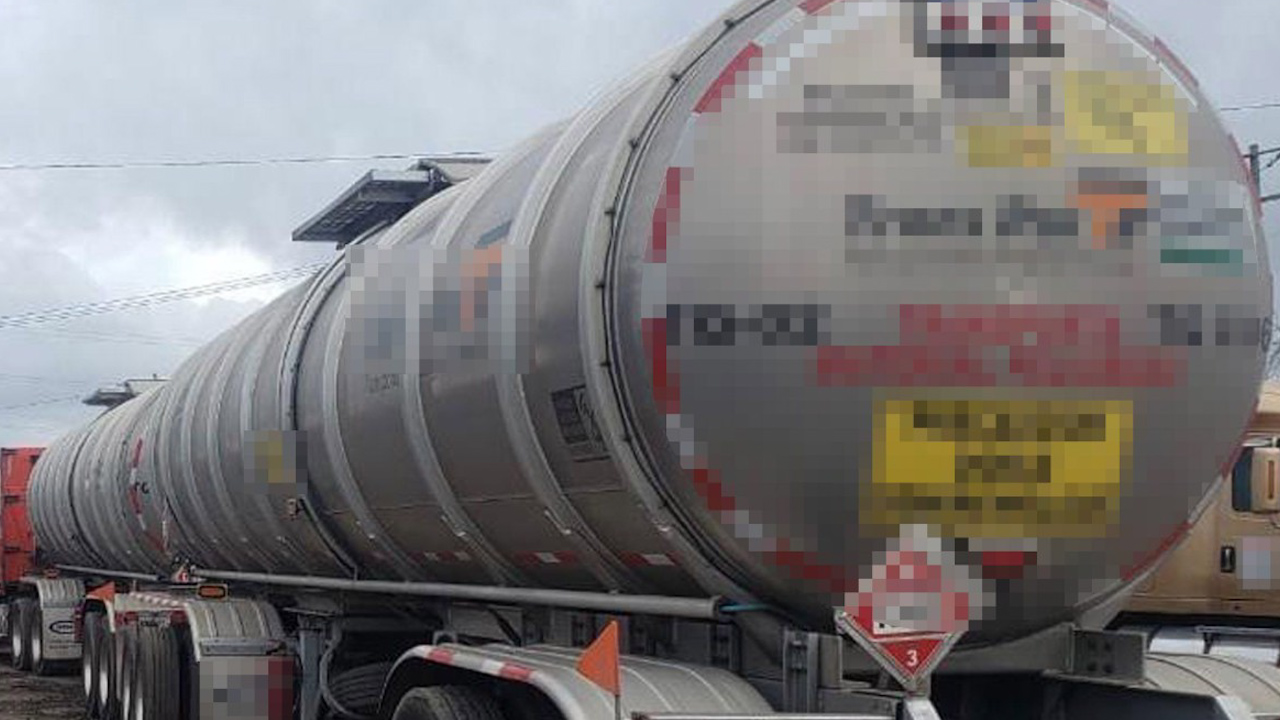Huachicol fiscal lleva medio siglo de evasión y contrabando en México