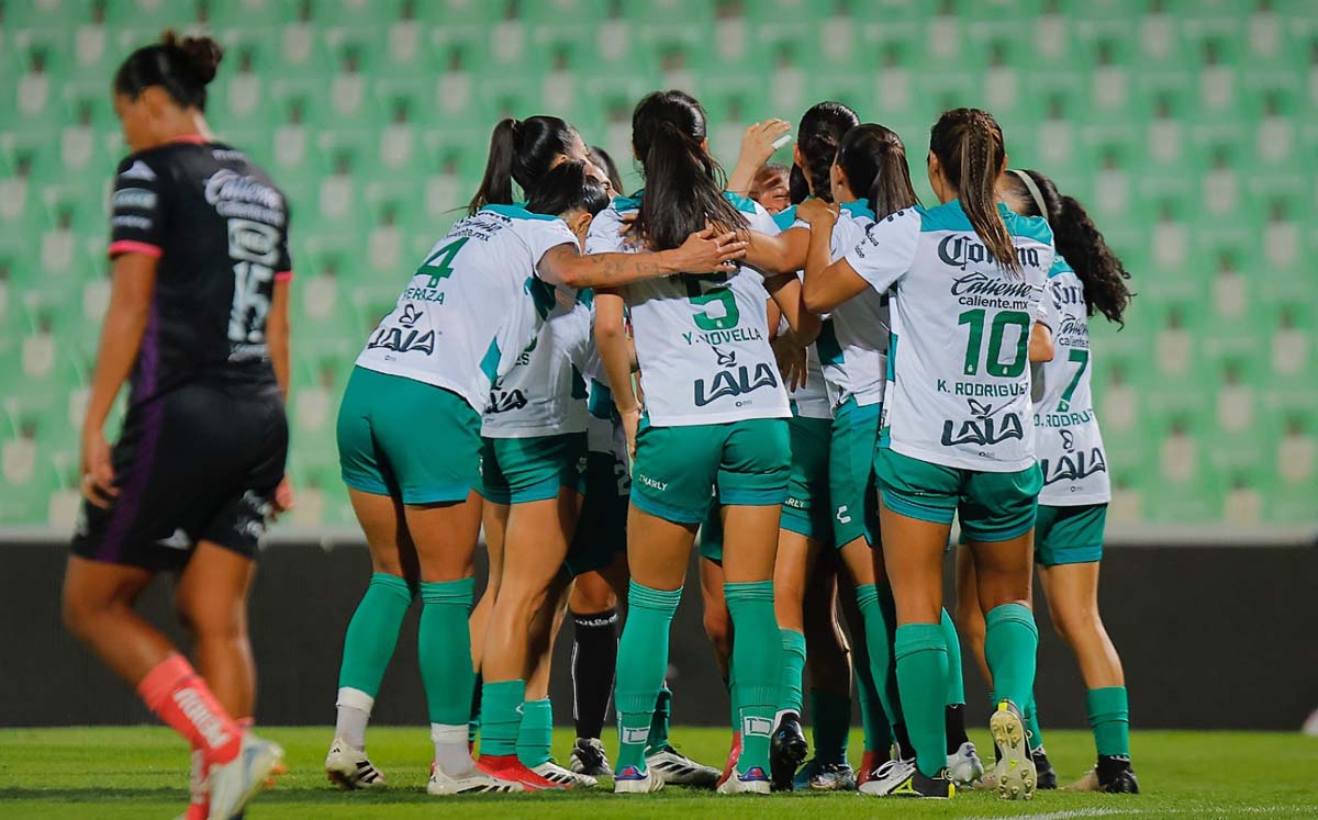 Santos Femenil ganó derrota a Puebla con gol de último minuto. l Manuel Guadarrama