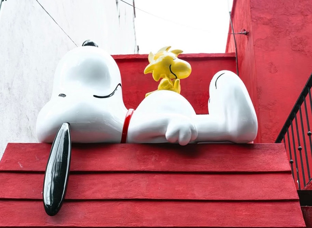 Casa de Snoopy, una experiencia para disfrutar alimentos, bebidas y escenarios instagrameables / Especial