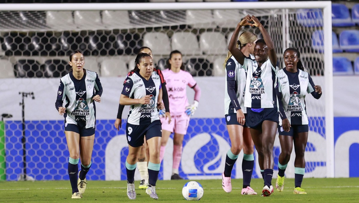 Chinwendu Ihezuo hizo un hat trick en la goleada de Pachuca Femenil a Alajuelense en la Concacaf W (EFE)