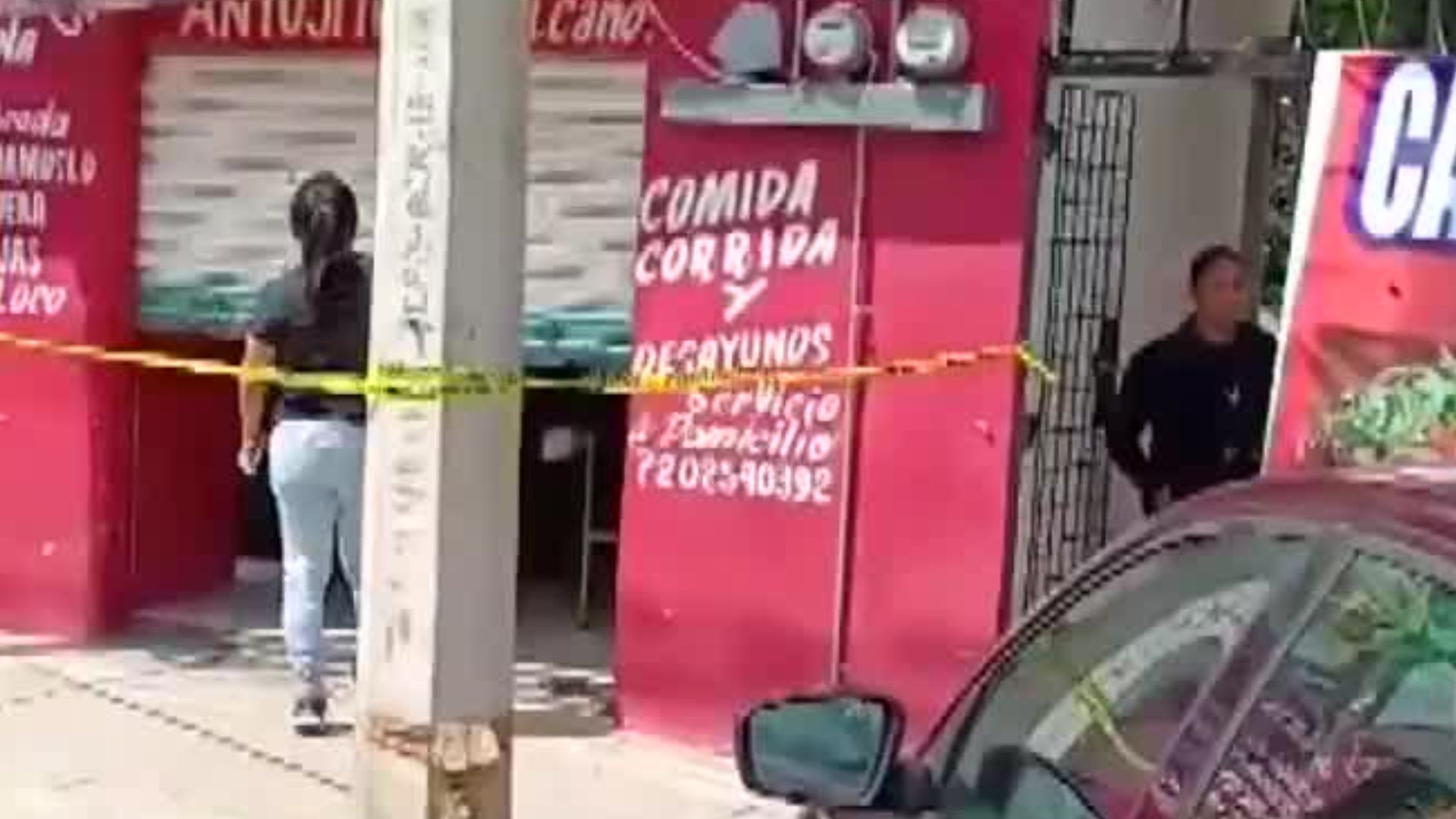 En Puebla, un hombre es asesinado a balazos dentro de una fonda