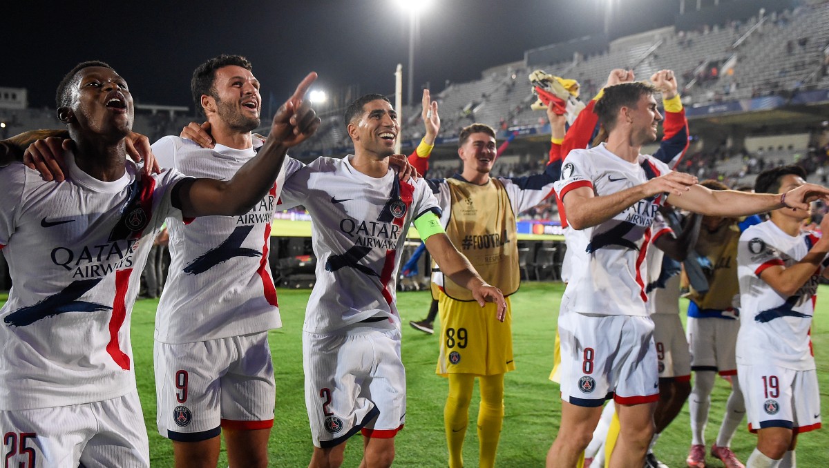 PSG remonta y vence al Barcelona en la Champions League (AFP)