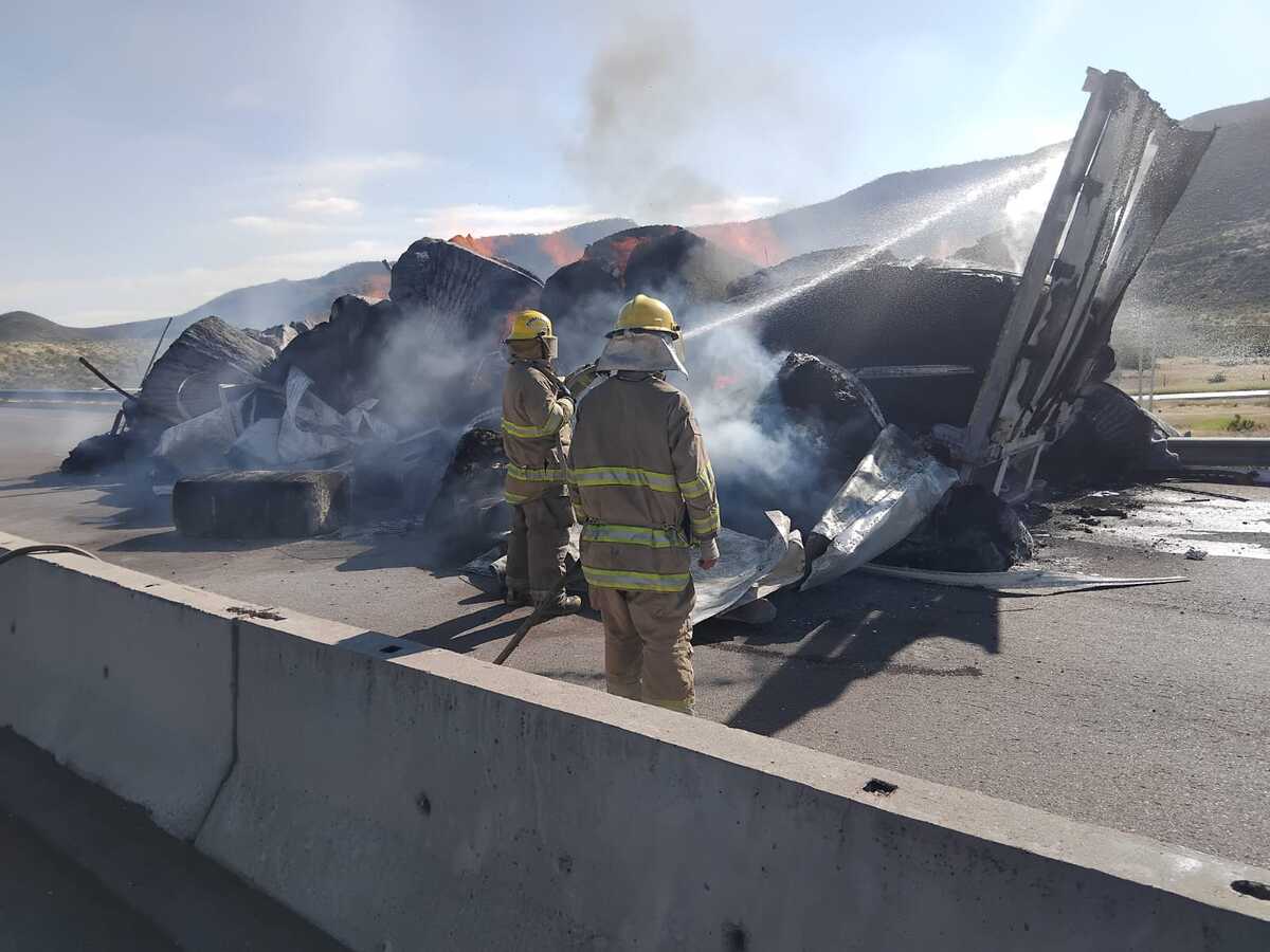 El siniestro ocurrió en el kilómetro 188+100 de la autopista Gómez Palacio-Durango. | Especial